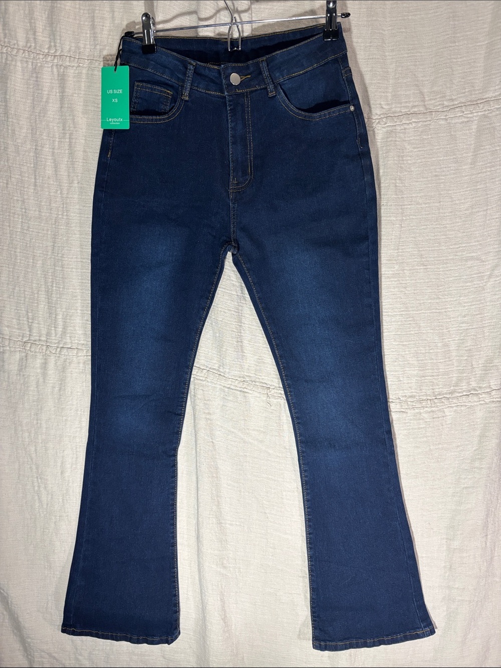 NWT Leyoutx Collection Dark Wash Jeans Size XS Boot Cut Flare Leg Cotton Blend